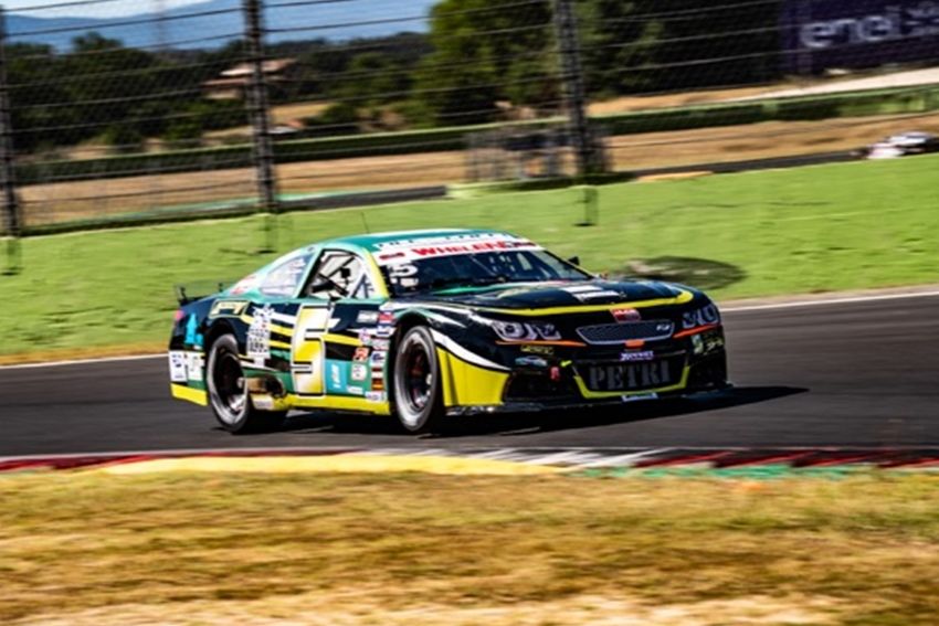 Academy Motorsport / Alex Caffi Motorsport conquista il podio di Vallelunga
